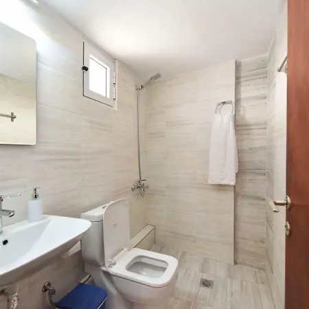 Alexandros Seaview Apartment Flogita