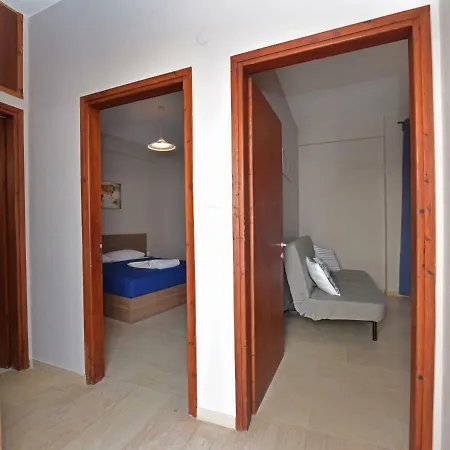 Alexandros Seaview * Flogita